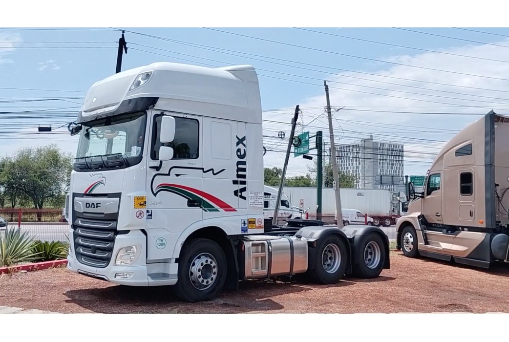 Entrega de unidades DAF a Almex